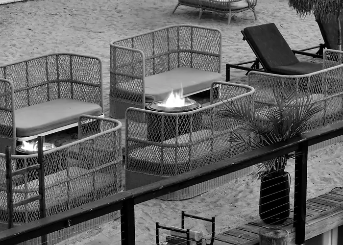 Aqua By American Beech - Adults Only